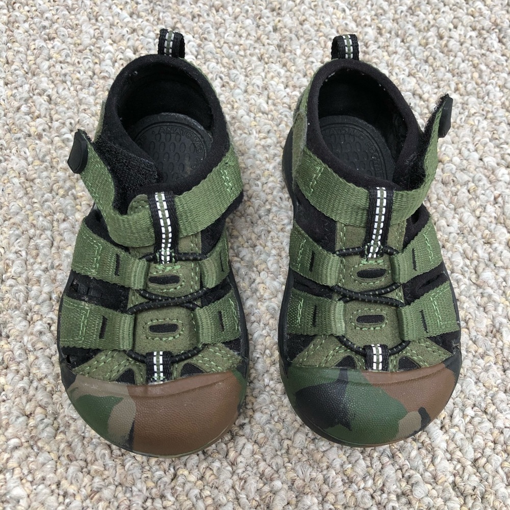 Keen toddler Newport H2 sandals